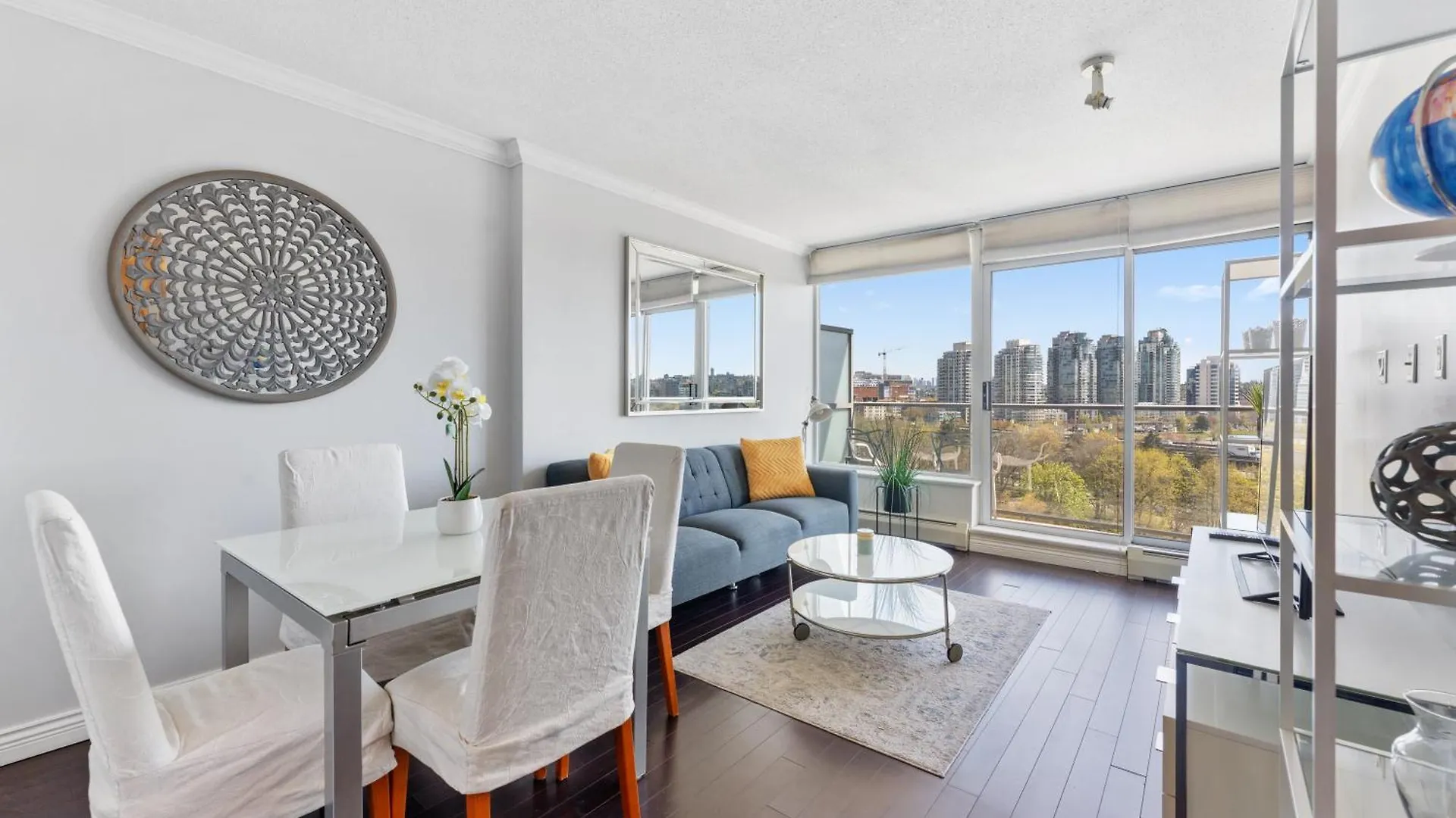 Apartament Bright And Airy 1Br In Vibrant Chinatown Vancouver